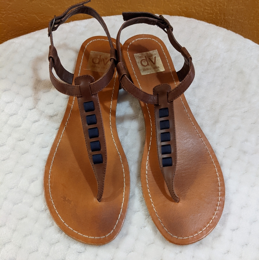 T Strapp Leather Sandals Size 7.5 Brown & Black